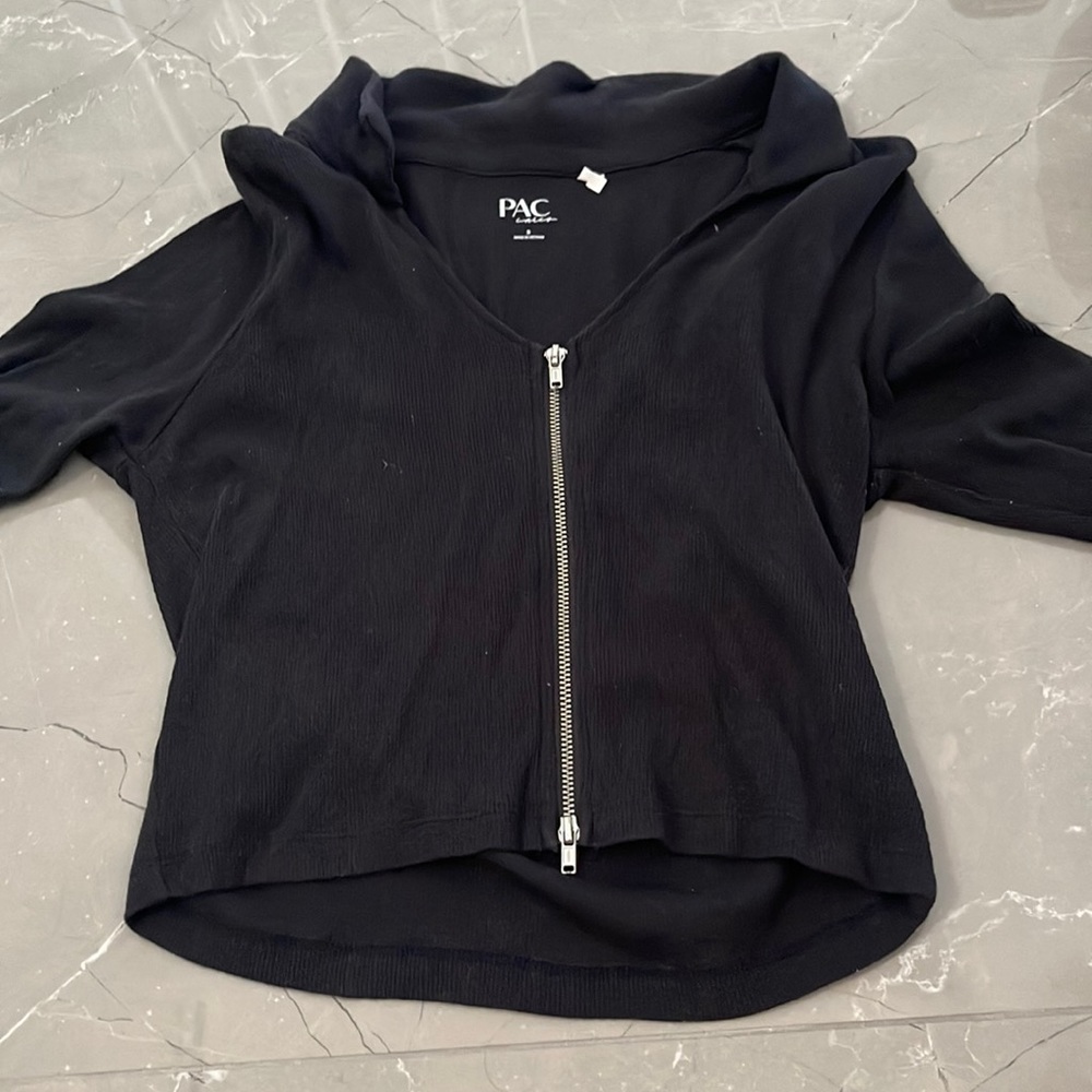 NAVY BLUE SWEATER SHIRT FROM PACSUN